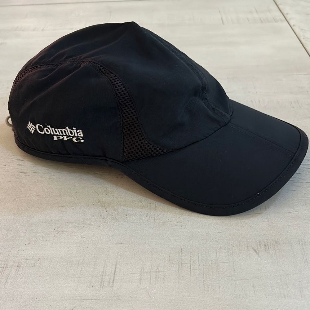 Columbia Black Fishing Hat
